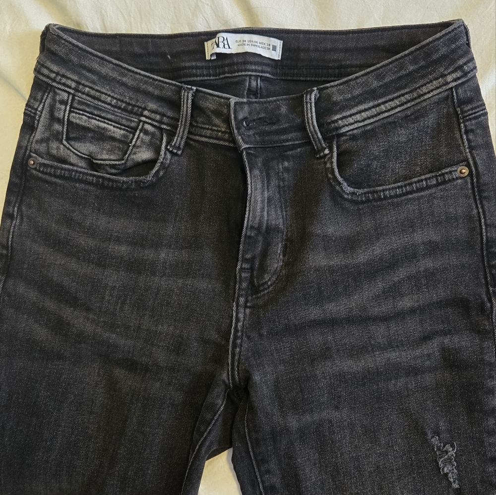 👖 (2 for$30) Zara skinny jeans